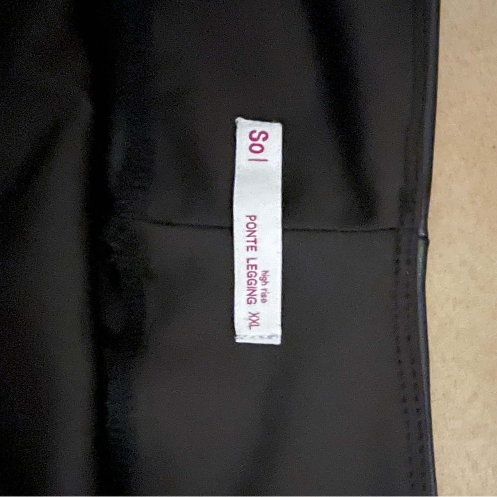 SO Faux Leather High Waist Legging - Fantastic condition - Picture 4 of 5